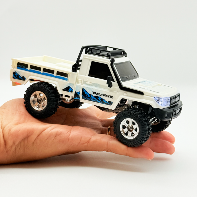 FURITEK KRAWL 30 FULLRANGE TRAIL PRO PICKUP ARTR with TRI-UNITY30 Next-Gen FOC Drivetrain - White Edition